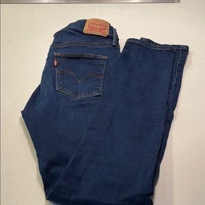 Levi’s Slimming Skinny